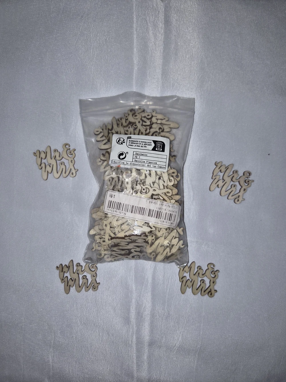 Wooden 'Mr & Mrs' Confetti Bag - Natural Beige